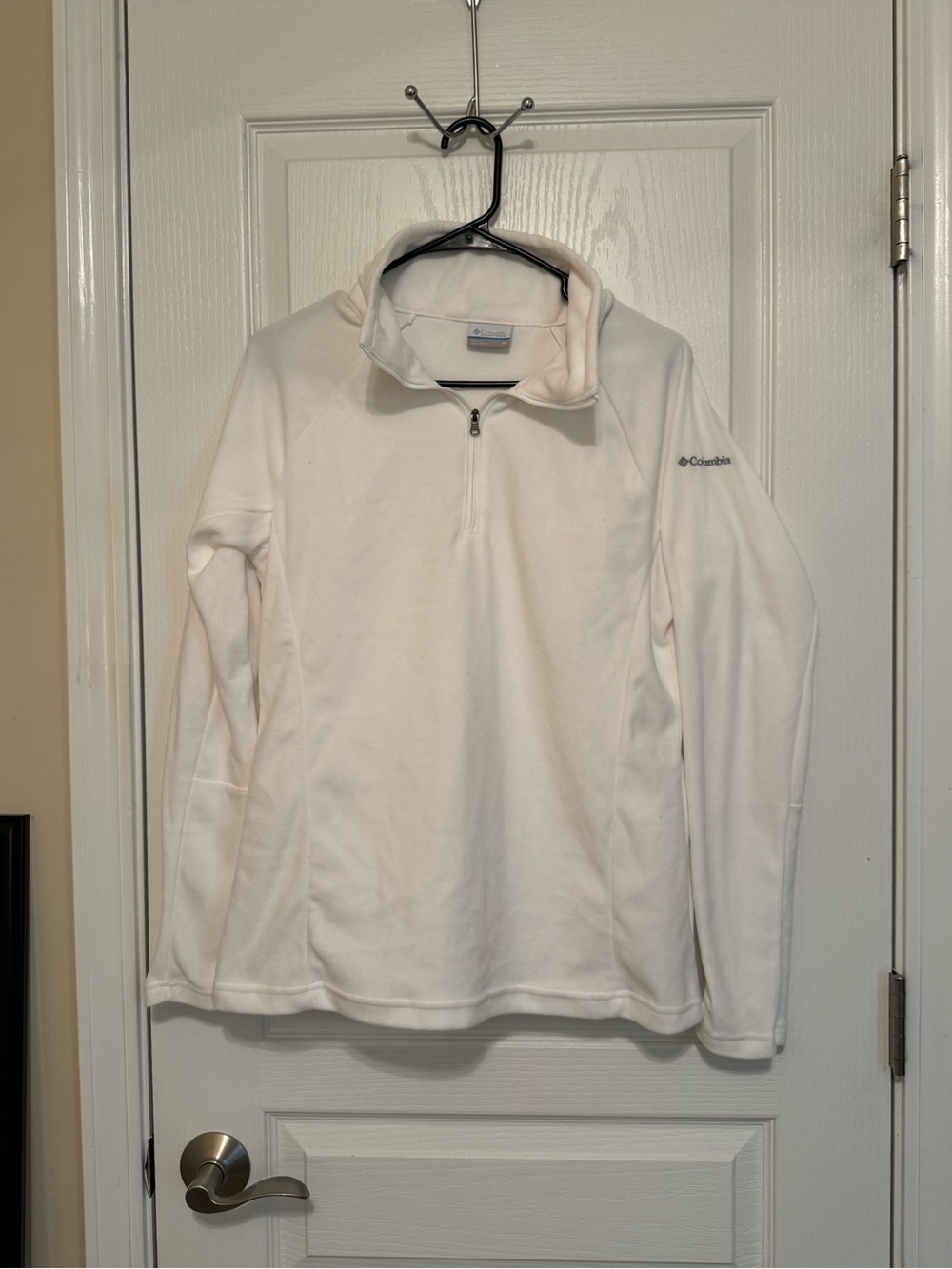 Columbia Women’s White Quarter-Zip Fleece Pullover